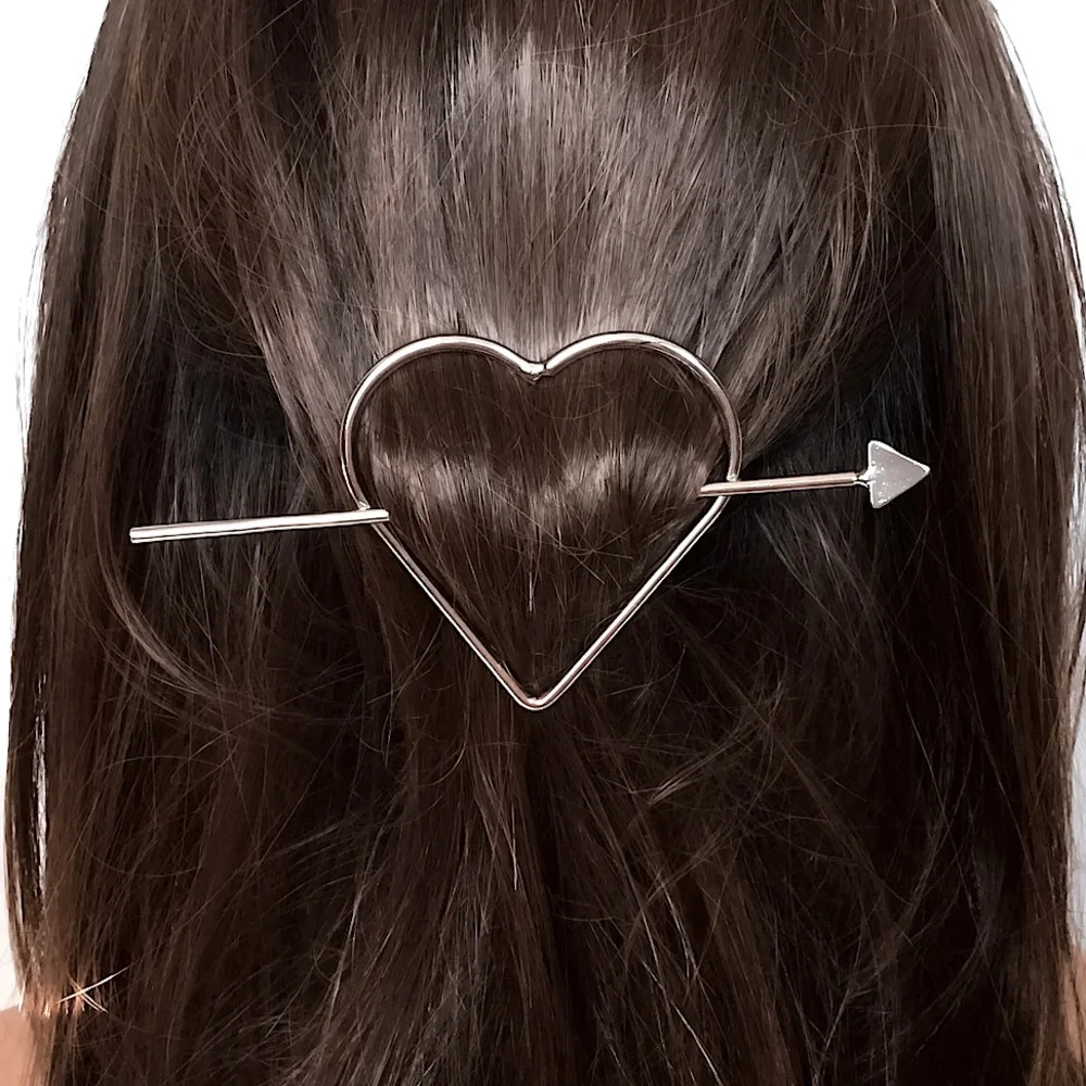⚜️[𝟯/$𝟭𝟴]⚜️NEW Large Heart Arrow Barrette - Picture 7 of 9